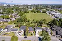 6680 COLTSFOOT DRIVE - thumbnail 31