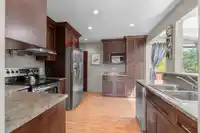 6680 COLTSFOOT DRIVE - thumbnail 9