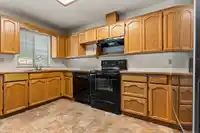 31 3351 HORN STREET - thumbnail 10