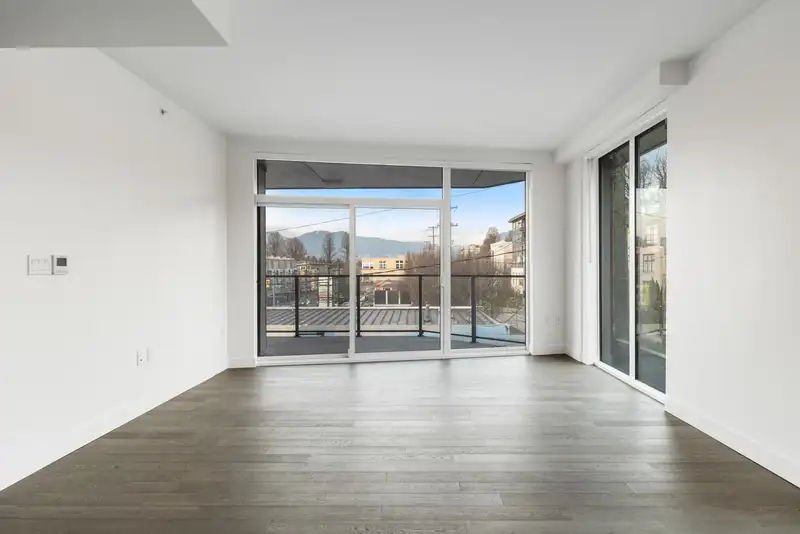 302 2888 ARBUTUS STREET - photo 4 of 40