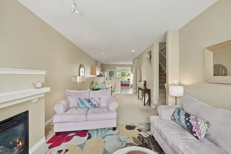 49 18828 69 AVENUE - photo 4 of 29