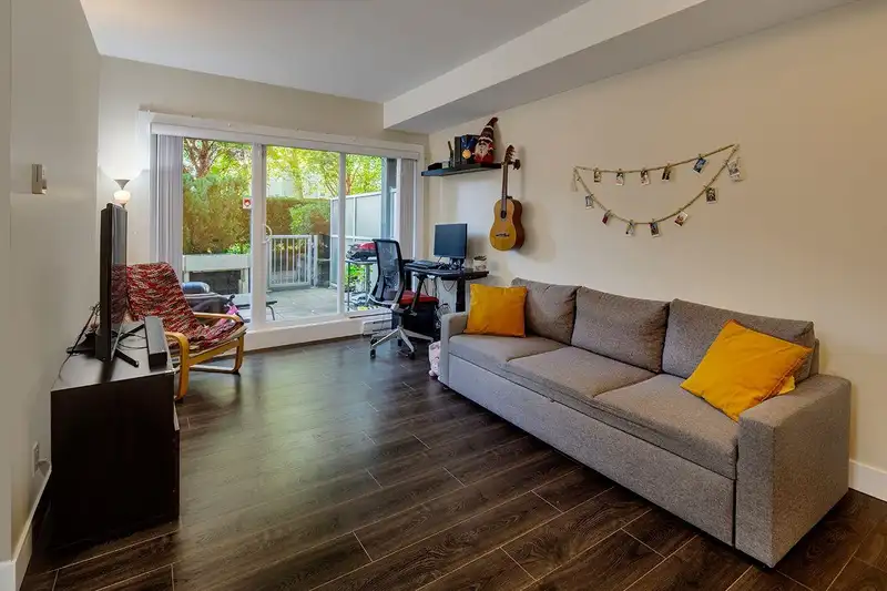 106 7377 14TH AVENUE - photo 3 of 33