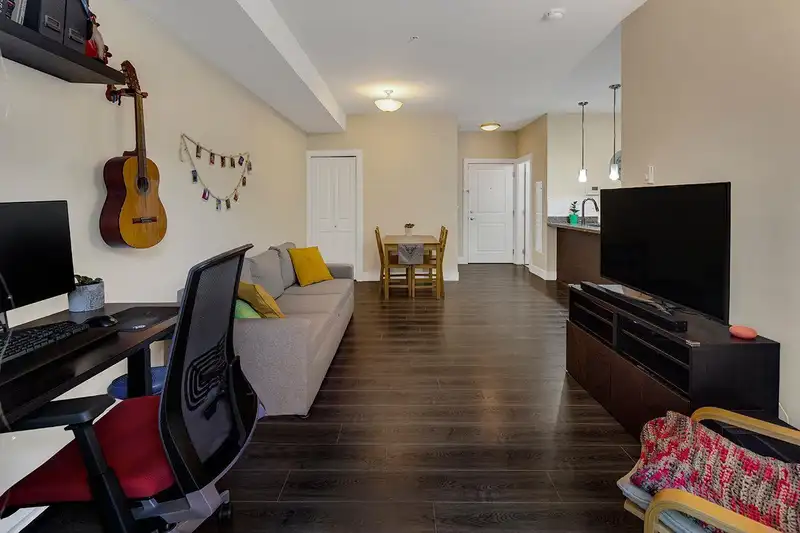 106 7377 14TH AVENUE - photo 4 of 33
