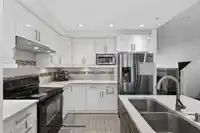 57 1010 EWEN AVENUE - thumbnail 8