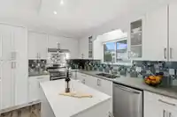 1460 KASLO COURT - thumbnail 11