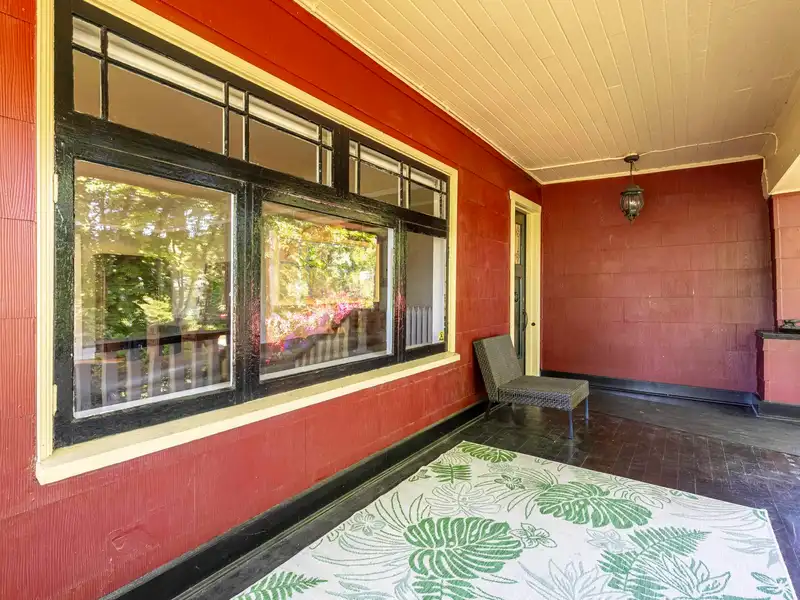 5138 EAST BOULEVARD - photo 3 of 40