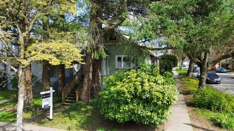 4496 ONTARIO STREET - photo 1 of 13