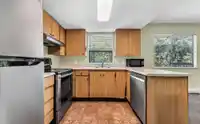 201 13316 71B AVENUE - thumbnail 3