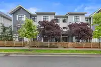 27 20327 72B AVENUE - thumbnail 3