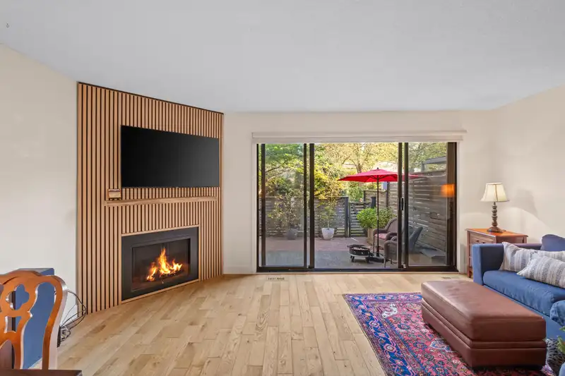 81 1930 CEDAR VILLAGE CRESCENT - photo 1 of 30