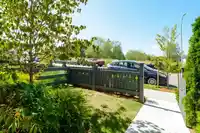 2 8438 207A STREET - thumbnail 3