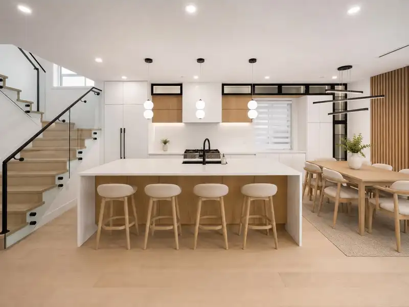 2 5963 GRANVILLE STREET - photo 3 of 21