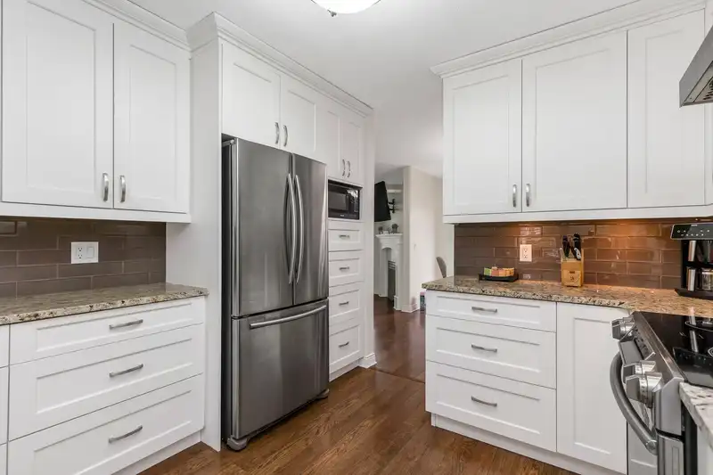 39 21928 48 AVENUE - photo 4 of 27