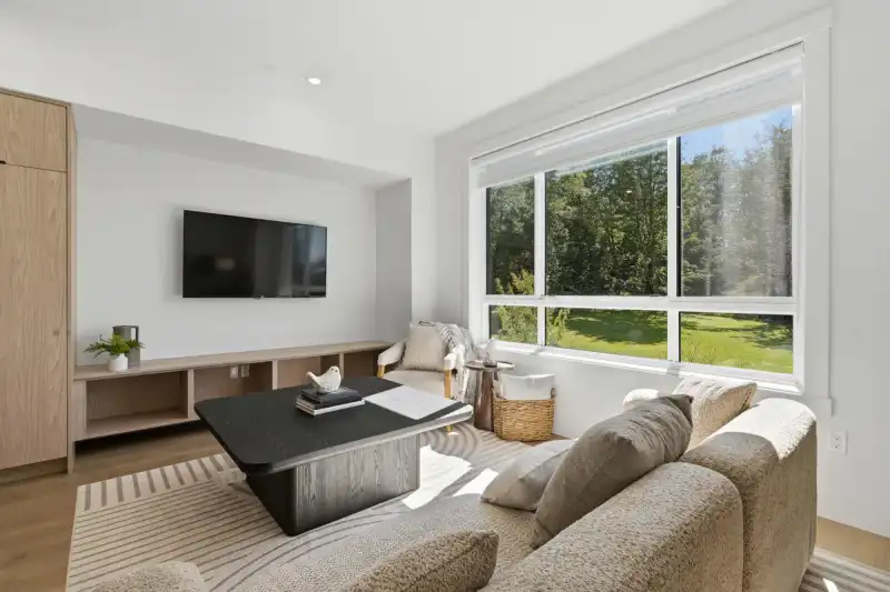 13 5993 143 STREET - photo 1 of 34