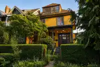 1746 WILLIAM STREET - thumbnail 1