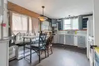 9 3031 200 STREET - thumbnail 1