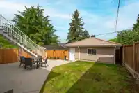 827 E 32ND AVENUE - thumbnail 39
