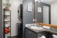 212 8450 JELLICOE STREET - thumbnail 25