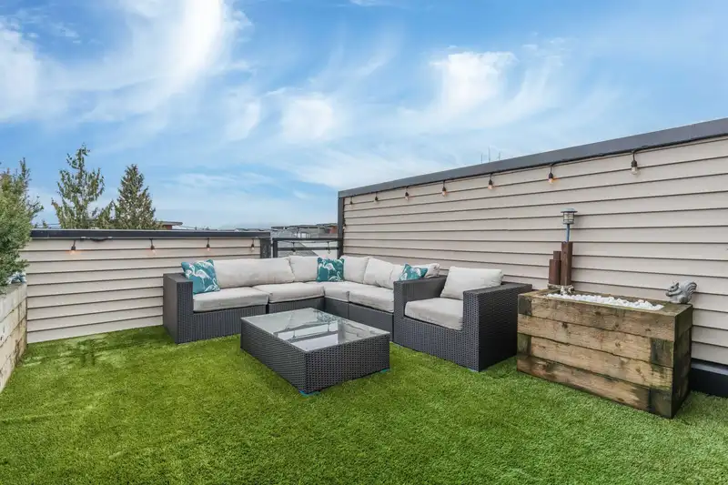 57 20857 77A AVENUE - photo 1 of 24