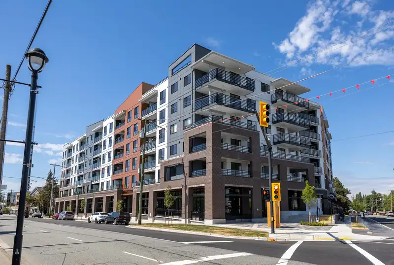 319 20769 FRASER HIGHWAY - photo 3 of 31
