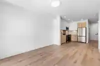 319 20769 FRASER HIGHWAY - thumbnail 4