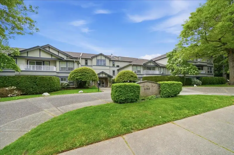 109 6385 121ST STREET - photo 2 of 24