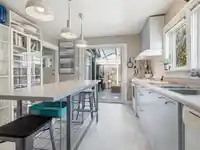 1523 SEVENTH AVENUE - thumbnail 10