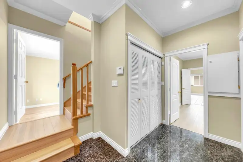 6698 UNION STREET - photo 2 of 39