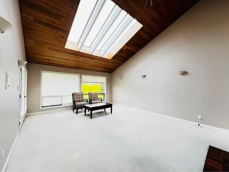 1052 JACKSON WAY - photo 4 of 6