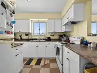 440-442 E 10TH AVENUE - thumbnail 4