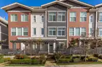 46 8371 202B STREET - thumbnail 3