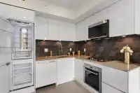 306 3264 VANNESS AVENUE - thumbnail 3