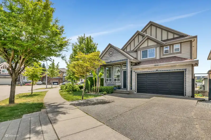 6277 146A STREET - photo 1 of 40