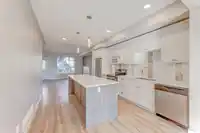 53 7157 210 STREET - thumbnail 5