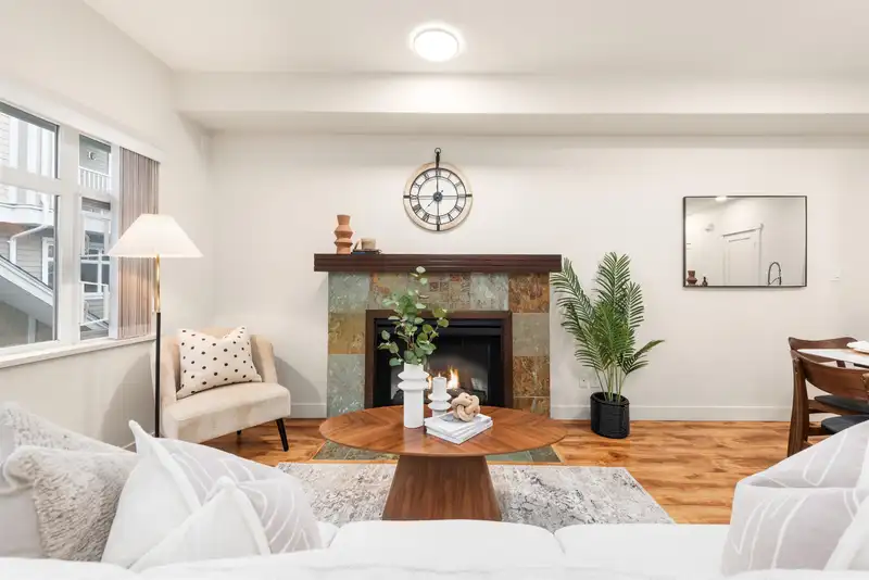 137 7388 MACPHERSON AVENUE - photo 1 of 24
