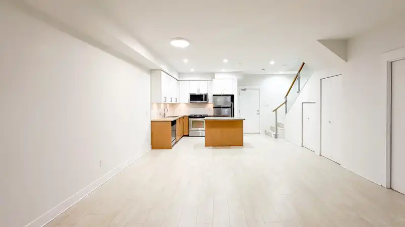 119 85 EIGHTH AVENUE - photo 1 of 26