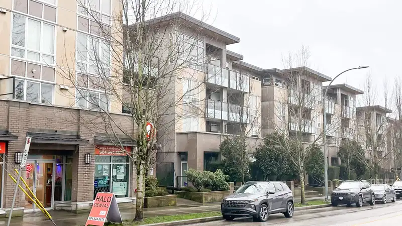 119 85 EIGHTH AVENUE - photo 3 of 26