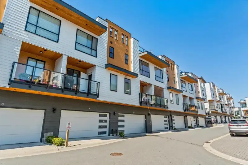 10 16511 WATSON DRIVE - photo 1 of 39