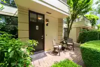 8 4333 CENTRAL BOULEVARD - thumbnail 2
