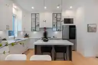 101 3355 FLINT STREET - thumbnail 4