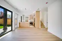 2 2636 MCGILL STREET - thumbnail 3