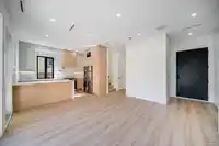 2 2636 MCGILL STREET - thumbnail 4