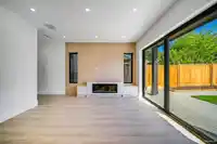 2 2636 MCGILL STREET - thumbnail 5