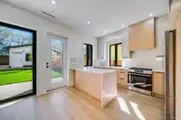 2 2636 MCGILL STREET - thumbnail 7
