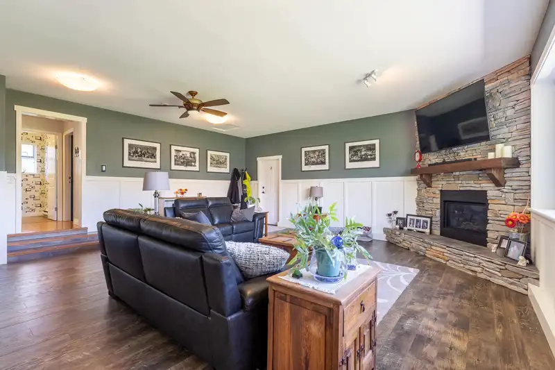 6289 TYLER ROAD - photo 4 of 25