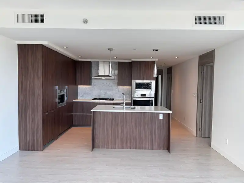 3703 4720 LOUGHEED HIGHWAY - photo 1 of 16