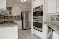 15B 338 TAYLOR WAY - thumbnail 10