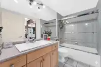 301a 301 MAUDE ROAD - thumbnail 10