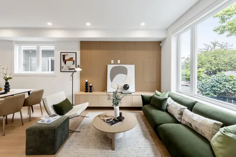 2 3268 E 18 AVENUE - photo 4 of 31