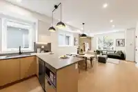 2 3268 E 18 AVENUE - thumbnail 6
